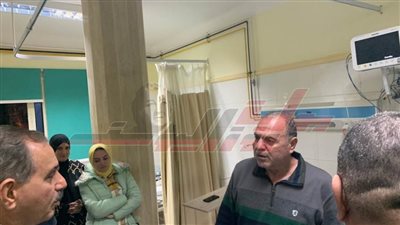 محافظ كفر الشيخ يطمئن على وكيل وزارة الكهرباء وإذاعي بوسط الدلتا