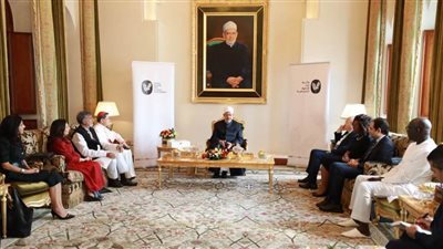 شيخ الأزهر يلتقي أعضاء لجنة تحكيم جائزة زايد للأخوة الإنسانية ٢٠٢٣