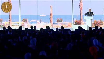 عبارة الفنان شريف منير التي أضحكت الرئيس السيسي 