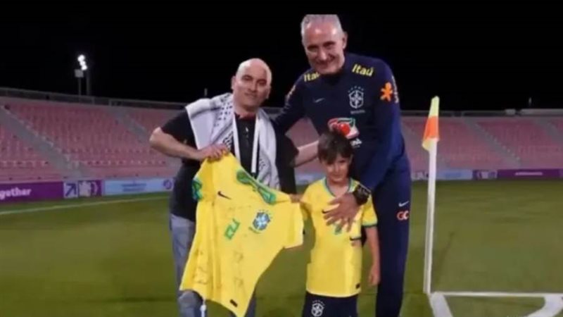 تيتي مع المشجع العربي