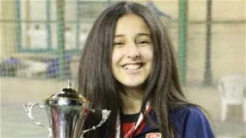 مايا ثابت ناشئة طائرة