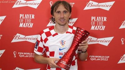الكرواتي لوكا مودريتش يتوج بجائزة أفضل لاعب في مباراة بلجيكا بالمونديال