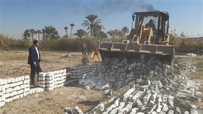 استمرار أعمال رفع الإشغالات والمخلفات ومواجهة التعديات ببني سويف والواسطى 