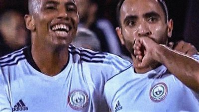 الأهلي غير متزن بملعبه.. و