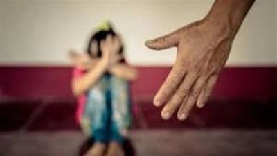 تفاصيل تداول منشور عبر فيسبوك بتعرض طفلة للتعذيب والضرب وقص شعرها