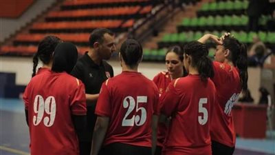 سيدات يد الأهلي يتعادل مع الشمس بالدوري