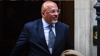 الحكومة البريطانية تحذر الآباء من البكتيريا العقدية عقب وفاة سابع حالة إصابة في البلاد 