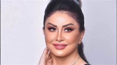 وفاء سالم: ما عملتش تجميل عشان أداري سني..  أنا كبيرة وابني عنده 23 سنة 