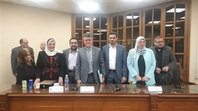 محاضرات بجامعتي عين شمس والقاهرة واتحاد كتاب مصر لأستاذ البلاغة المغربي محمد مشبال