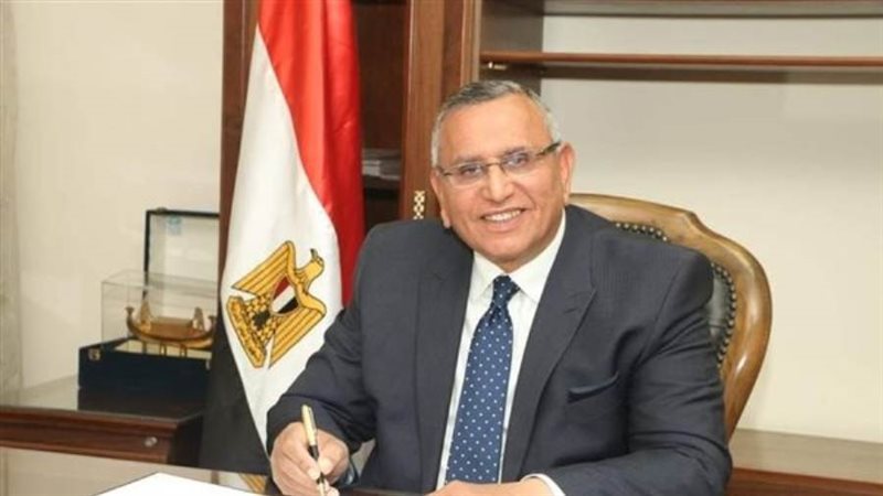 الدكتور عبدالسند