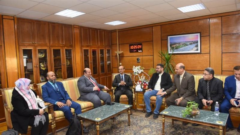 رئيس جامعة أسيوط