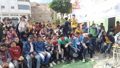 ورش فنية ومحاضرات توعوية بفعاليات 