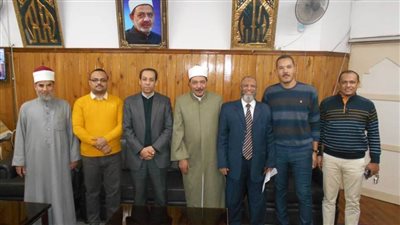 رئيس منطقة سوهاج الأزهرية يبحث ترتيبات انطلاق حملة المبادرة الرئاسية للكشف عن الأنيميا والسمنة 