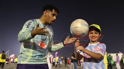 كابتن ماجد.. سعودي يغازل جماهير كأس العالم في قطر بحركات الكرة