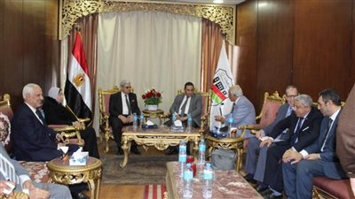 لتطوير منظومة العمل.. اجتماع رئيس هيئة النيابة الإدارية بالأعضاء