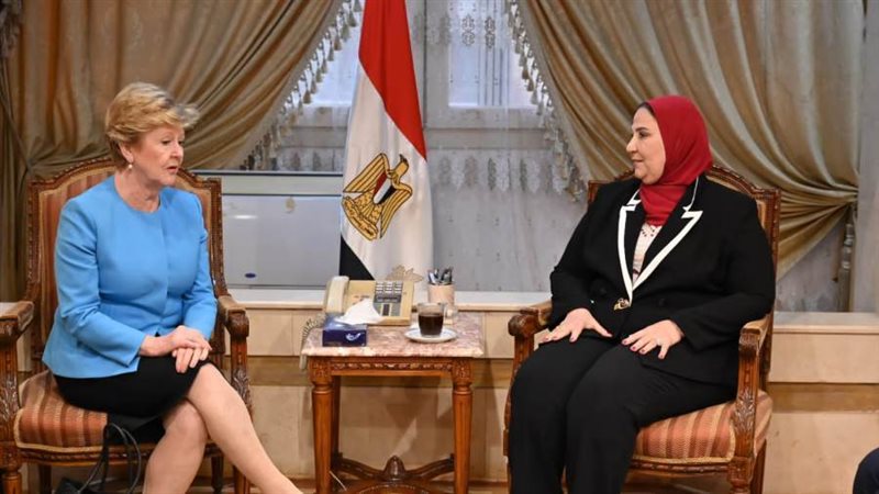 خلال الزيارة