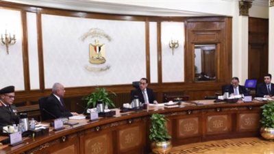 رئيس الوزراء يتابع المشروعات الجاري تنفيذها بمحافظة السويس