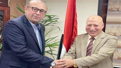 إعفاء أصحاب الحصص الاستيرادية المتنازلين ببورسعيد من إصدار فواتير إلكترونية