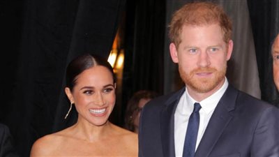 بريطانيا: العائلة المالكة في مرمى انتقادات الأمير هاري وزوجته خلال مسلسل وثائقي على نتفليكس