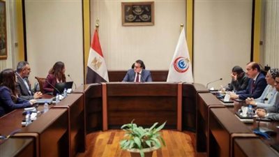 وزير الصحة يبحث التعاون مع شركتين دوليتين لتطوير المعامل وتوطين صناعة المستلزمات