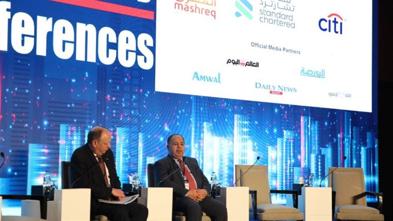 وزير المالية الدكتور