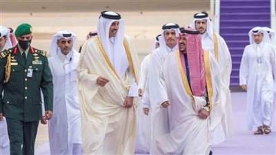 أمير قطر يصل العاصمة السعودية الرياض