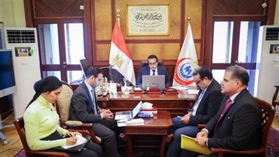 وزير الصحة يبحث مع شركة يونانية تطوير المنشآت الصحية