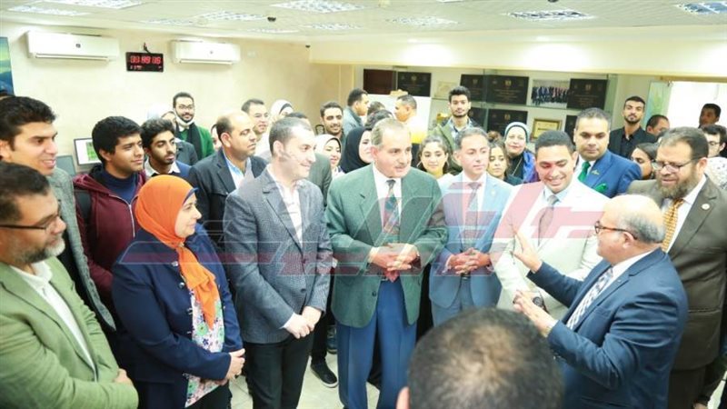 جولة المحافظ