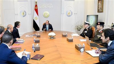 عاجل.. الرئيس السيسي يلتقي رئيس شركة تاليس الفرنسية