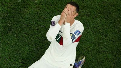 عاجل|  رونالدو يعلن اعتزال كرة القدم بعد السقوط أمام المغرب