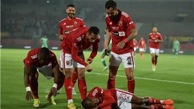 عاجل|  بيرسي تاو يتقدم بالهدف الأول للأهلي في شباك الاتحاد السكندري 