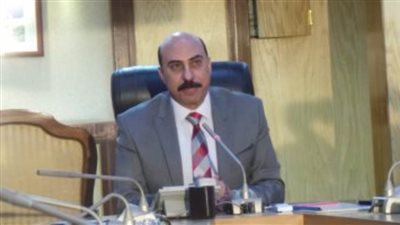 محافظ أسوان يوجه بالاستعداد الجيد لانطلاق امتحانات الفصل الدراسي الأول يناير المقبل