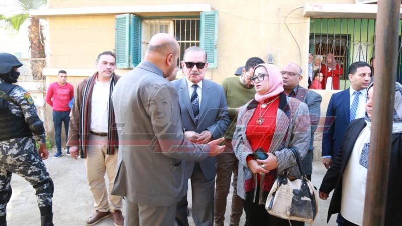 جولة المحافظ