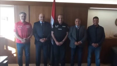 سفير مصر في هولندا يستقبل مجلس اتحاد الدارتس 