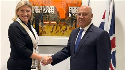كامل الوزير ووزيرة النقل البحري البريطانية يبحثان سبل التعاون المشترك في مستهل زيارته للملكة المتحدة