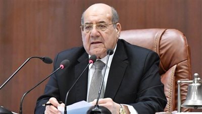 مجلس الشيوخ يوافق على 10 مواد من مشروع قانون 