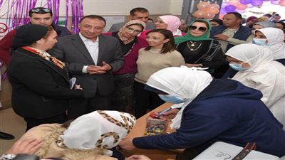 محافظ الإسكندرية يتفقد سير العمل بالحملة القومية للتطعيم ضد شلل الأطفال 