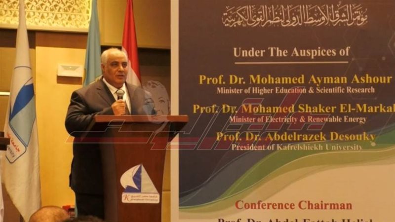 عميد كلية الهندسة