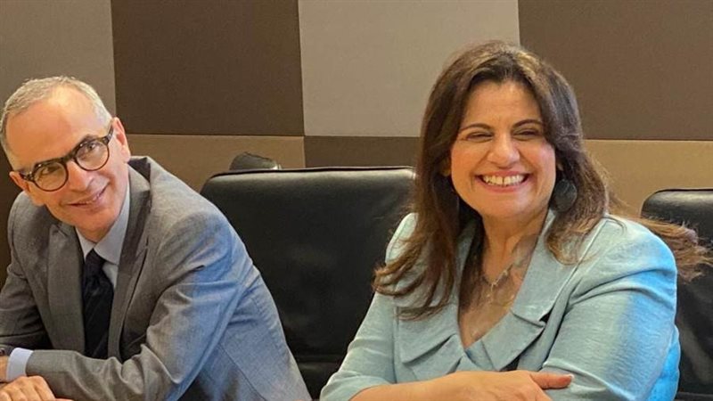 وزيرة الهجرة تناقش