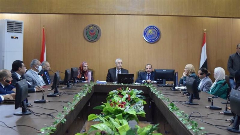 مجلس كلية طب بنى