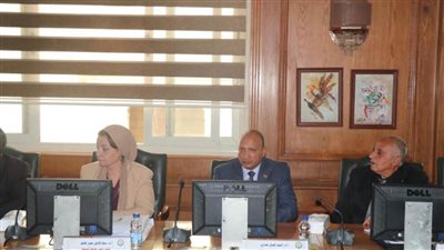 د. مها غانم تشارك في اجتماع المجلس الأعلى لشئون خدمة المجتمع وتنمية البيئة بجامعة القاهرة