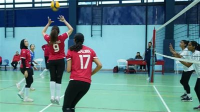 طائرة الأهلي يحسم مواجهة الاتحاد في دوري السيدات