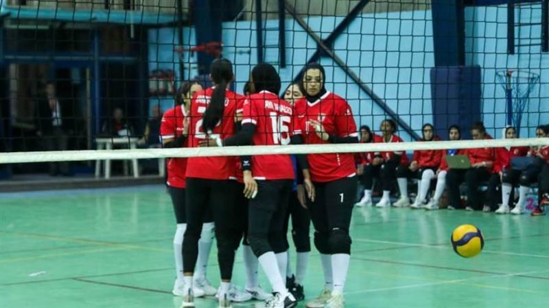 طائرة سيدات الأهلي