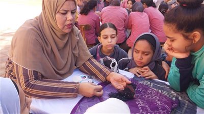 إقبال جماهيري كبير على قافلة مدارسنا بالألوان لثقافة أحمد بهاء الدين بأسيوط