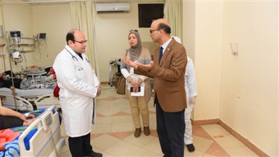 المنشاوي يشدد على ضرورة تكثيف الجهود لتقديم خدمة طبية مجانية 