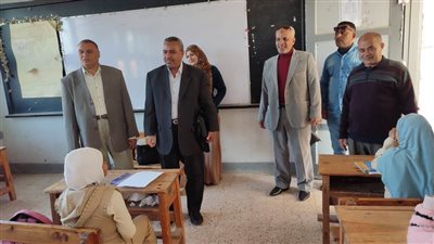 طلاب معهد السلام الابتدائي الأزهري بسوهاج يؤدون أول يوم في امتحانات المهام الأدائية