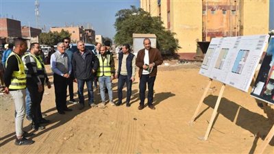 محافظ المنيا يتابع مشروعات المجمع الزراعي ووحدة الإطفاء والسوق وموقف السيارات بمغاغة