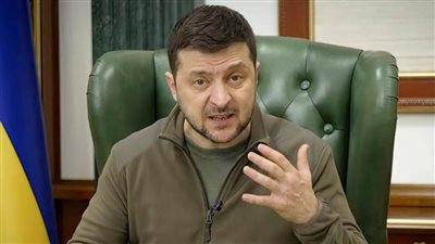 زيلينسكي يطلب عقد قمة سلام عالمية
