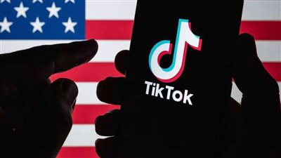 نائب بالكونجرس يحث الشعب الأمريكي على حذف تطبيق 