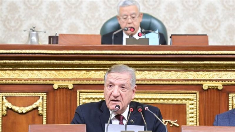 خلال الجلسة العامة